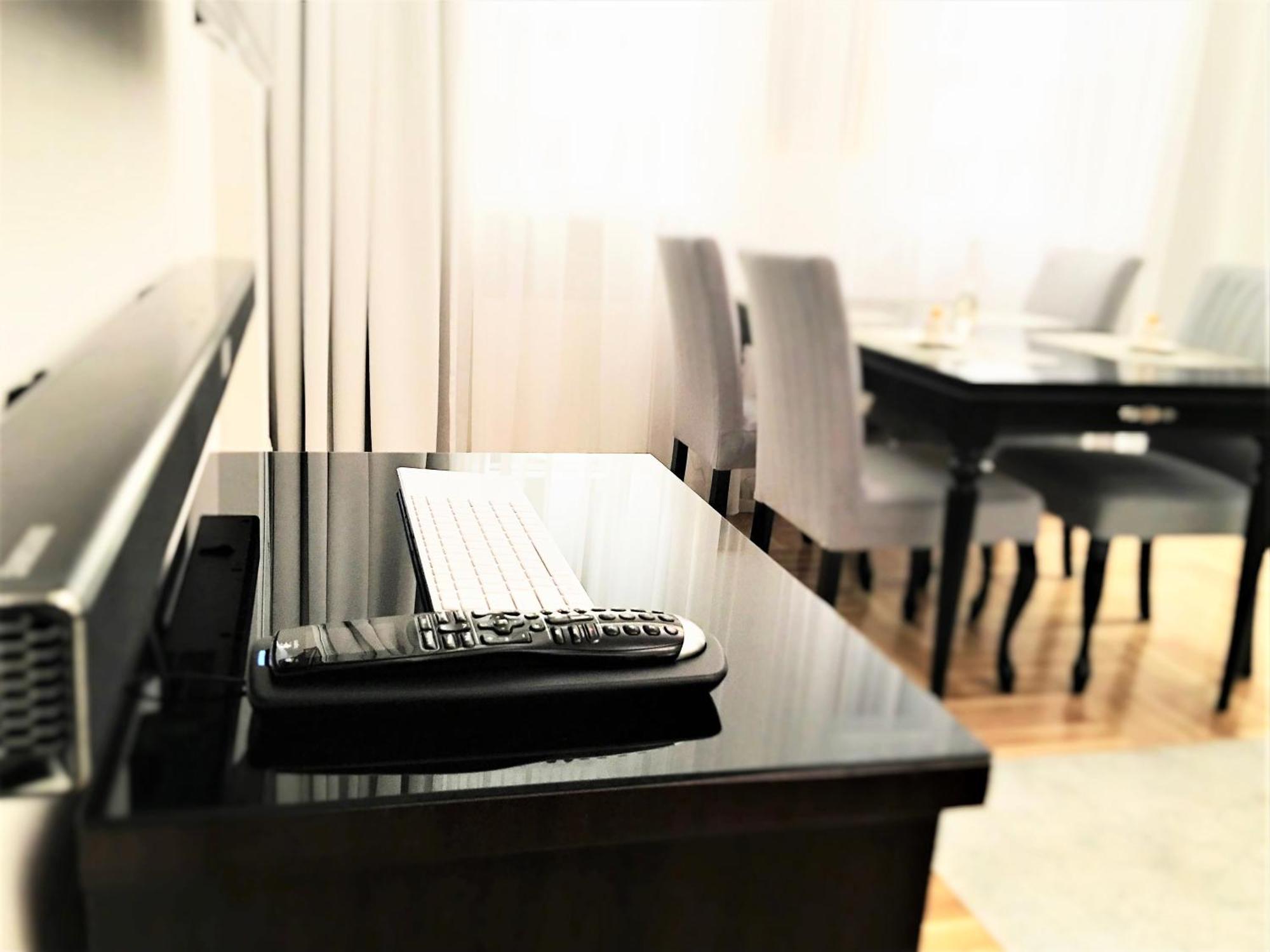 Luxury Apartments Mondrian Market Square III Warsawa Ruang foto